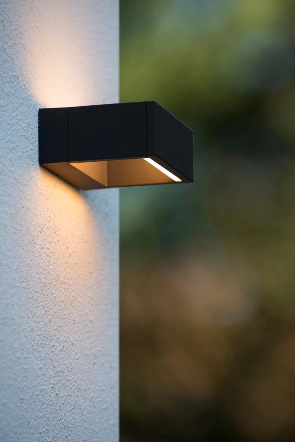 Lucide GOA - Wall light Outdoor - LED - 1x6,5W 3000K - IP54 - Anthracite - ambiance 3